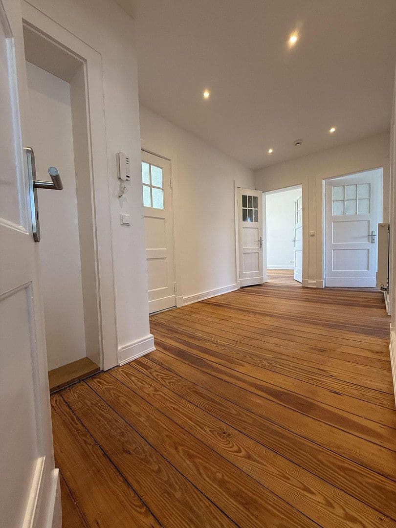 Prodej bytu 4+1 95 m², Neumünster, Šlesvicko-Holštýnsko Prodej bytu 4+1 95 m², Neumünster, Šlesvicko-Holštýnsko