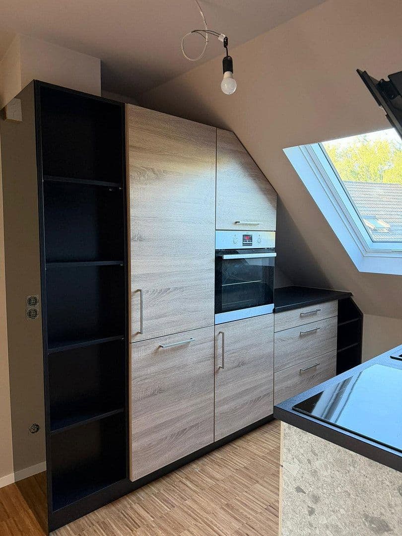 Pronájem bytu 3+1 22 m², Feldbergblick 2+4, Frankfurt am Main, Hessen Pronájem bytu 3+1 22 m², Feldbergblick 2+4, Frankfurt am Main, Hessen