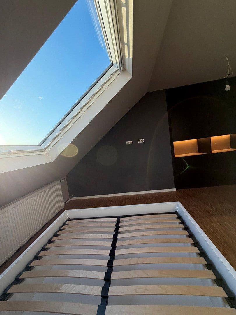 Pronájem bytu 3+1 22 m², Feldbergblick 2+4, Frankfurt am Main, Hessen Pronájem bytu 3+1 22 m², Feldbergblick 2+4, Frankfurt am Main, Hessen