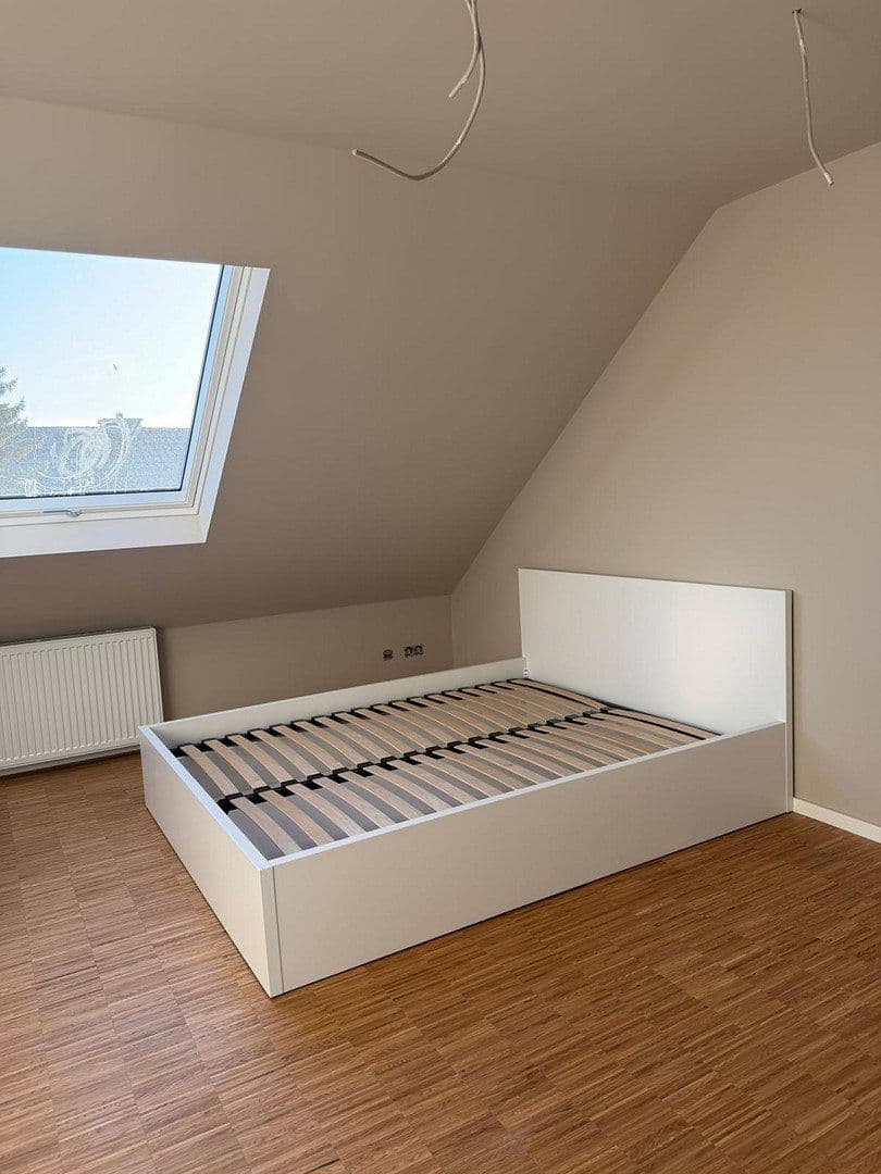 Pronájem bytu 3+1 22 m², Feldbergblick 2+4, Frankfurt am Main, Hessen Pronájem bytu 3+1 22 m², Feldbergblick 2+4, Frankfurt am Main, Hessen
