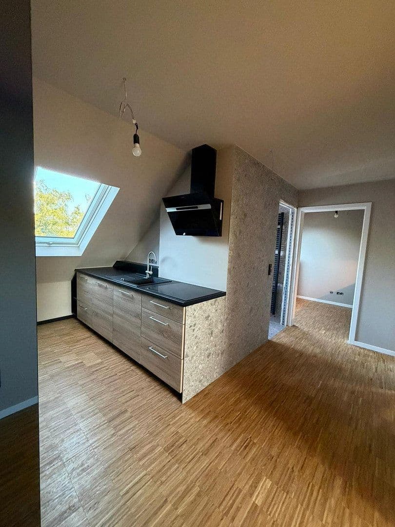 Pronájem bytu 3+1 22 m², Feldbergblick 2+4, Frankfurt am Main, Hessen Pronájem bytu 3+1 22 m², Feldbergblick 2+4, Frankfurt am Main, Hessen