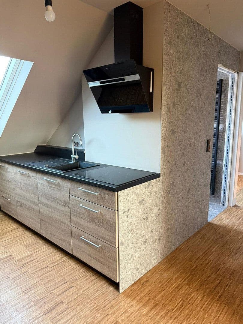 Pronájem bytu 3+1 22 m², Feldbergblick 2+4, Frankfurt am Main, Hessen Pronájem bytu 3+1 22 m², Feldbergblick 2+4, Frankfurt am Main, Hessen