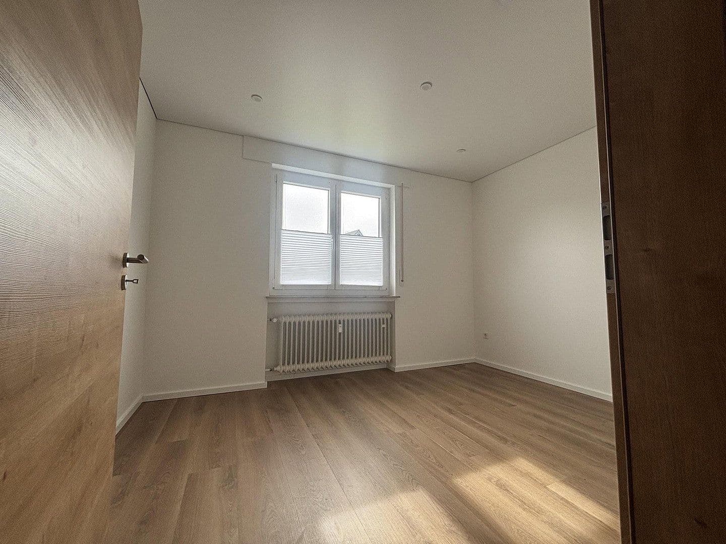 Pronájem bytu 3+1 120 m², Neustadt (Wied), Porýní-Falc Pronájem bytu 3+1 120 m², Neustadt (Wied), Porýní-Falc
