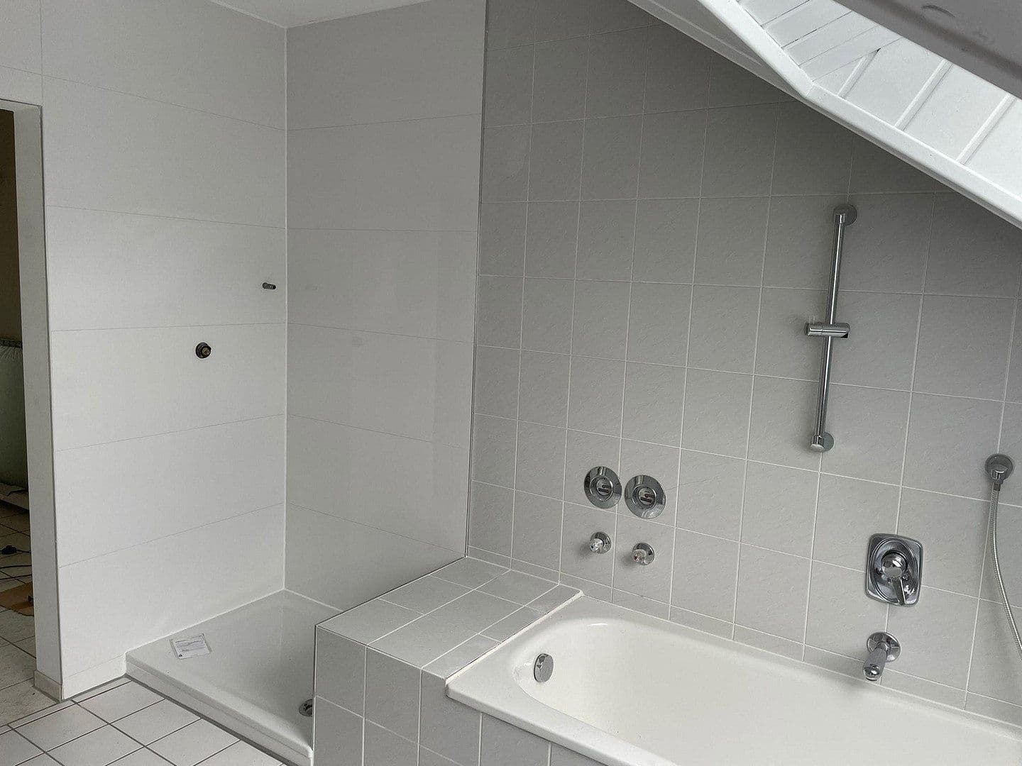 Pronájem bytu 3+kk 115 m², Karlstein am Main, Bavorsko Pronájem bytu 3+kk 115 m², Karlstein am Main, Bavorsko