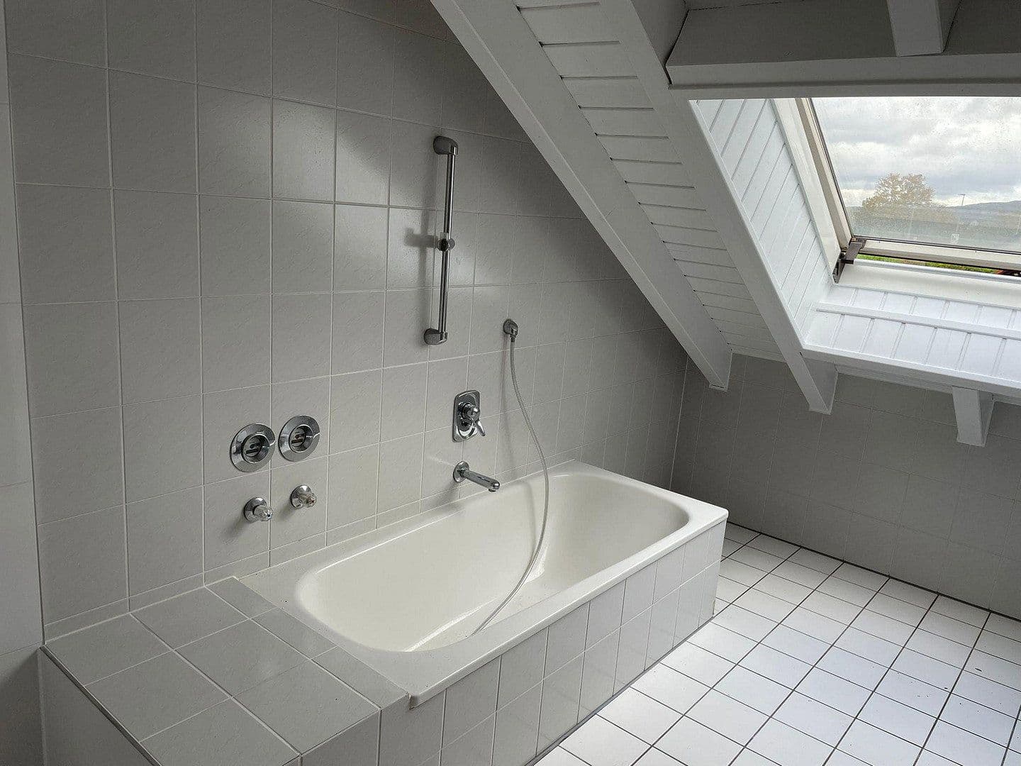 Pronájem bytu 3+kk 115 m², Karlstein am Main, Bavorsko Pronájem bytu 3+kk 115 m², Karlstein am Main, Bavorsko
