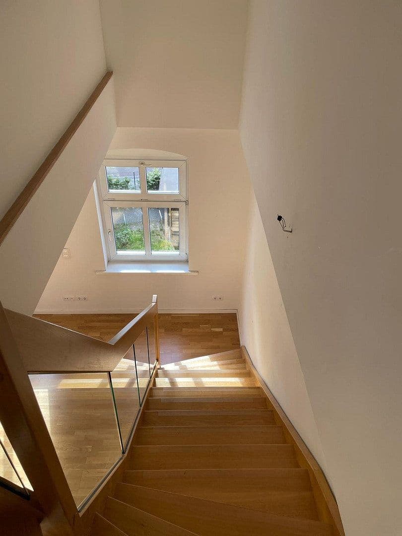 Pronájem bytu 5+1 130 m², Berlin, Berlín Pronájem bytu 5+1 130 m², Berlin, Berlín