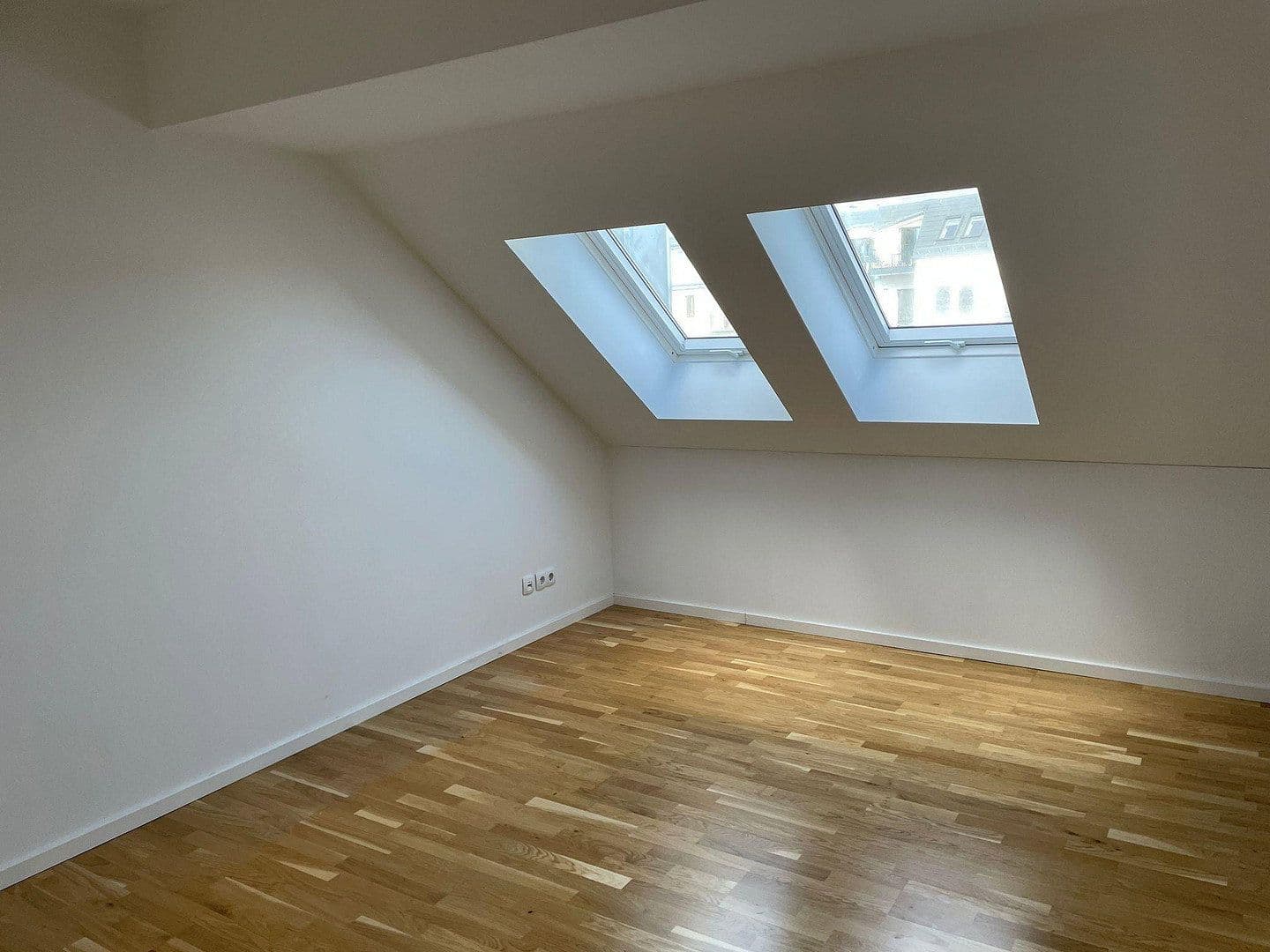 Pronájem bytu 5+1 130 m², Berlin, Berlín Pronájem bytu 5+1 130 m², Berlin, Berlín