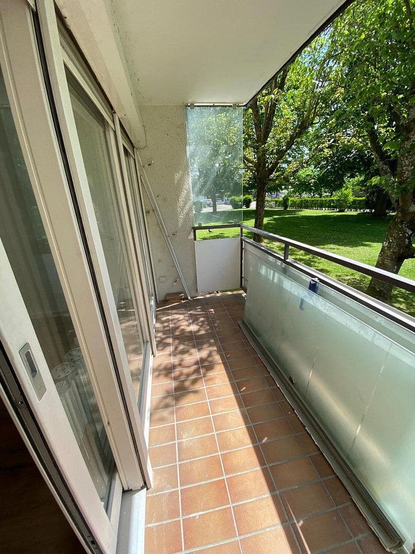Pronájem bytu 4+1 98 m², Saarstraße 2, Lahr/Schwarzwald, Bádensko-Württembersko Pronájem bytu 4+1 98 m², Saarstraße 2, Lahr/Schwarzwald, Bádensko-Württembersko
