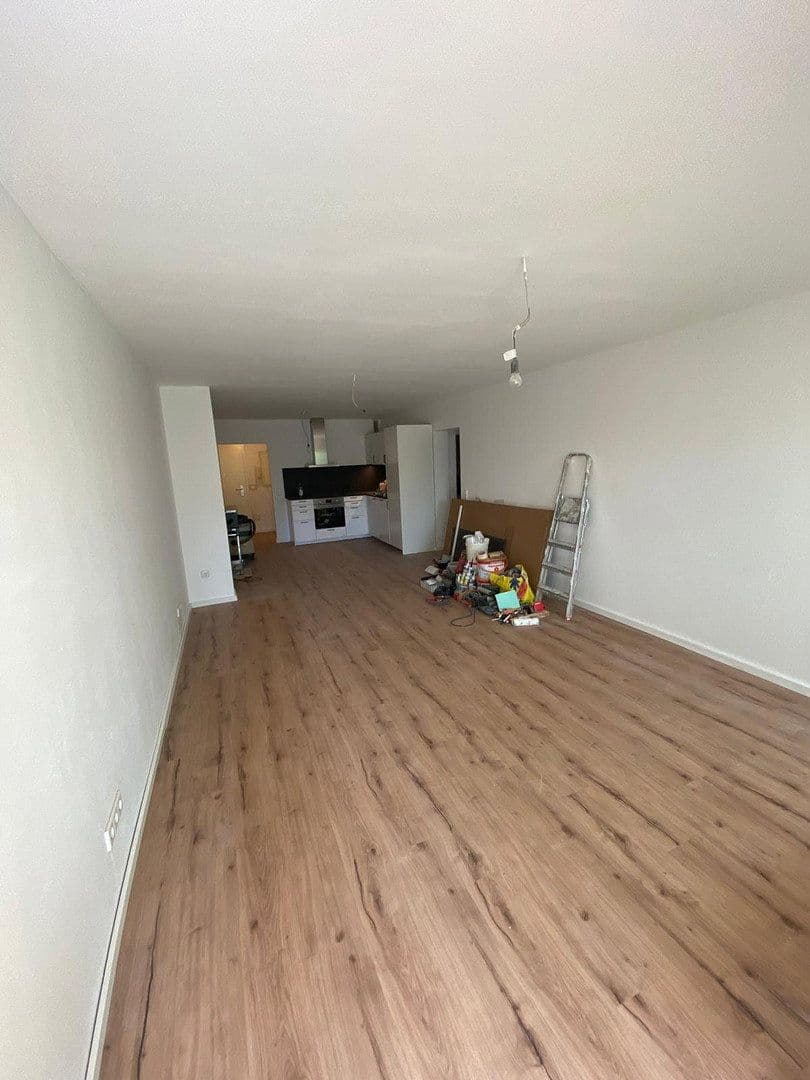 Pronájem bytu 4+1 98 m², Saarstraße 2, Lahr/Schwarzwald, Bádensko-Württembersko Pronájem bytu 4+1 98 m², Saarstraße 2, Lahr/Schwarzwald, Bádensko-Württembersko