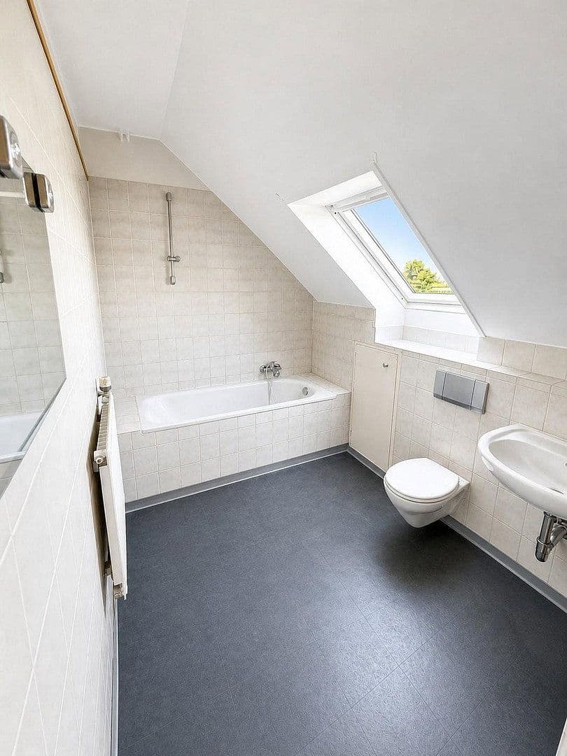 Pronájem bytu 2+kk 69 m², Kiel, Šlesvicko-Holštýnsko Pronájem bytu 2+kk 69 m², Kiel, Šlesvicko-Holštýnsko