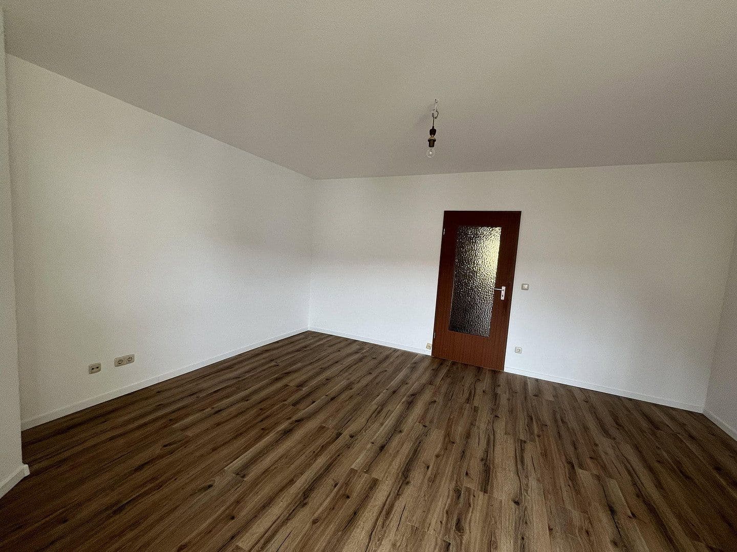 Pronájem bytu 2+1 54 m², Nürnberg, Bavorsko Pronájem bytu 2+1 54 m², Nürnberg, Bavorsko