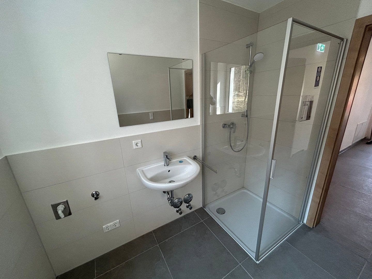 Pronájem kanceláře 456 m², Glanegger Straße, Grödig, Salcbursko Pronájem kanceláře 456 m², Glanegger Straße, Grödig, Salcbursko