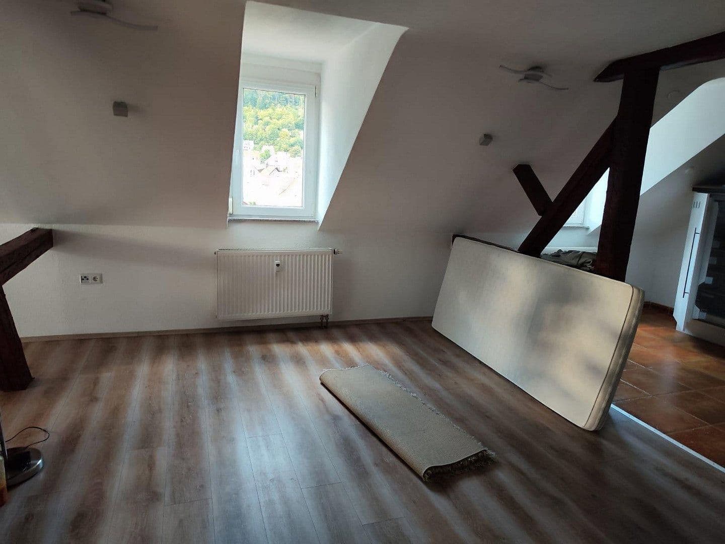 Pronájem bytu 2+kk 50 m², Bad Urach, Bádensko-Württembersko Pronájem bytu 2+kk 50 m², Bad Urach, Bádensko-Württembersko