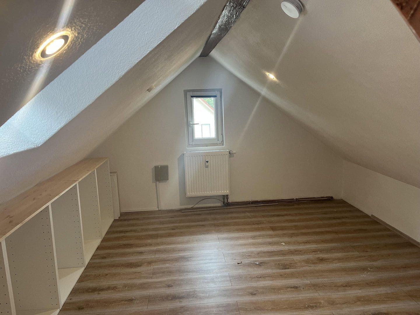 Pronájem bytu 2+kk 50 m², Bad Urach, Bádensko-Württembersko Pronájem bytu 2+kk 50 m², Bad Urach, Bádensko-Württembersko