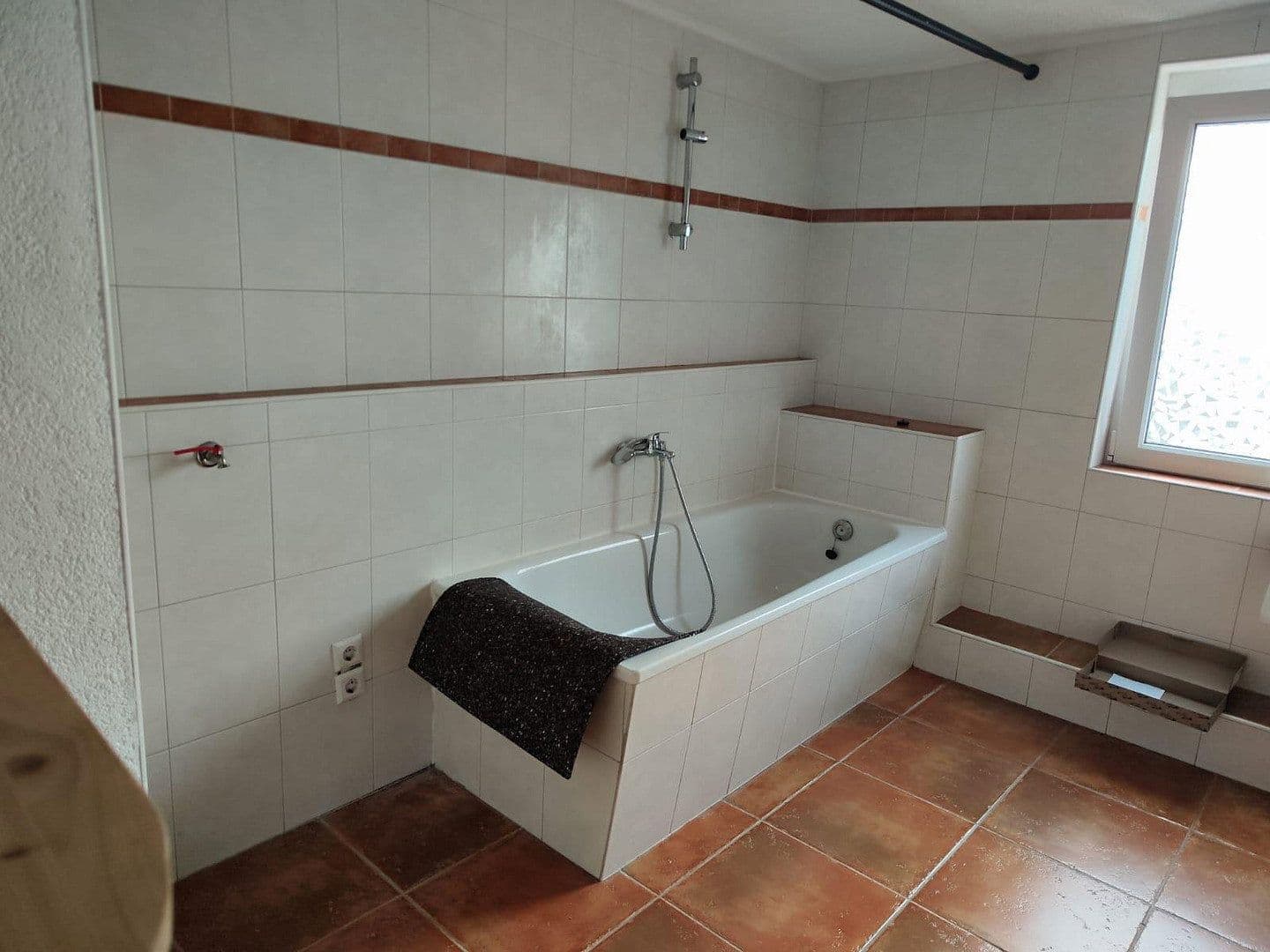 Pronájem bytu 2+kk 50 m², Bad Urach, Bádensko-Württembersko Pronájem bytu 2+kk 50 m², Bad Urach, Bádensko-Württembersko