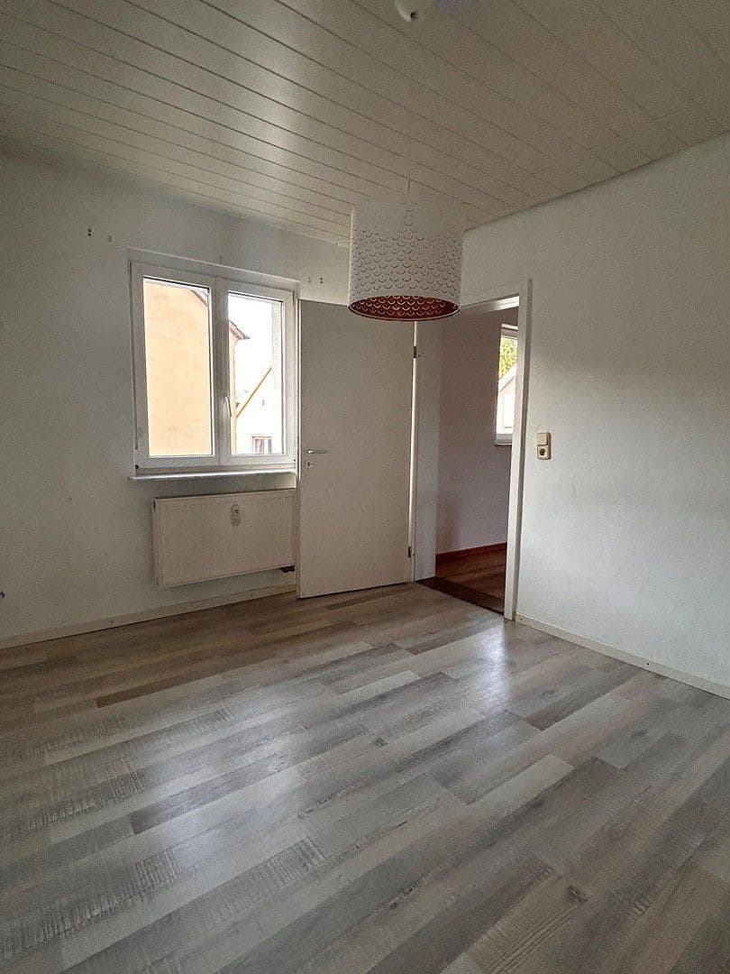 Prodej domu 153 m², pozemek 245 m², Georg-Fröba-Straße 16, Alsbach-Hähnlein, Hessen Prodej domu 153 m², pozemek 245 m², Georg-Fröba-Straße 16, Alsbach-Hähnlein, Hessen