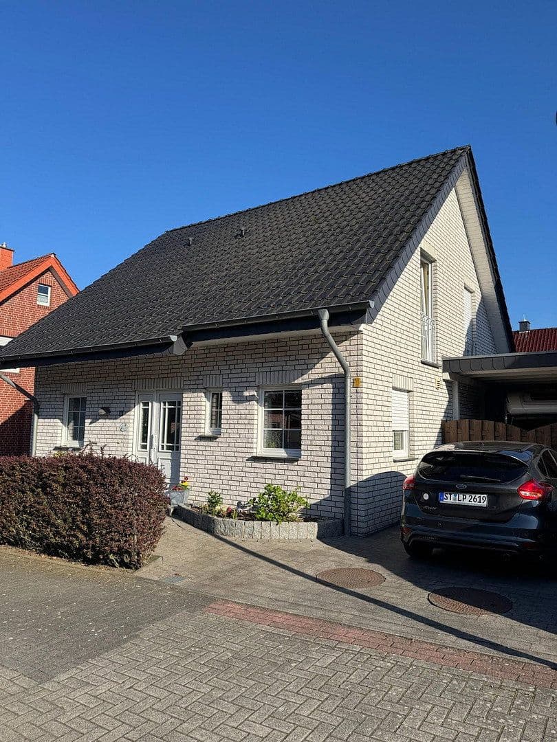 Prodej domu 114 m², pozemek 439 m², Nordwalde, Severní Porýní-Vestfálsko Prodej domu 114 m², pozemek 439 m², Nordwalde, Severní Porýní-Vestfálsko
