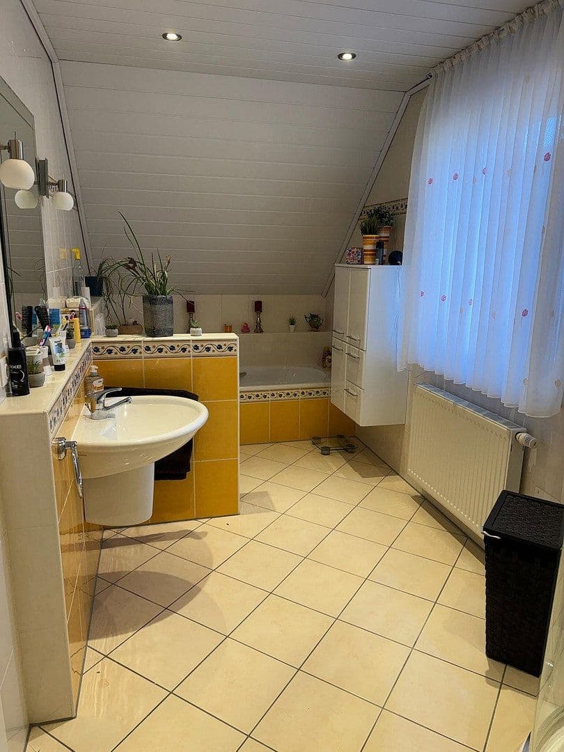 Prodej domu 114 m², pozemek 439 m², Nordwalde, Severní Porýní-Vestfálsko Prodej domu 114 m², pozemek 439 m², Nordwalde, Severní Porýní-Vestfálsko