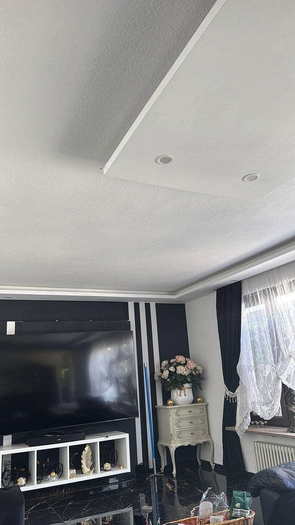 Prodej domu 154 m², pozemek 254 m², Walther-Rathnau-Straße 31, Pforzheim, Bádensko-Württembersko Prodej domu 154 m², pozemek 254 m², Walther-Rathnau-Straße 31, Pforzheim, Bádensko-Württembersko