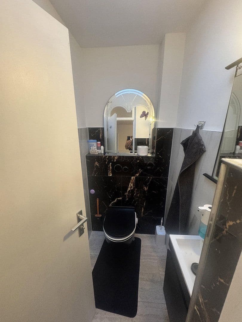 Prodej domu 154 m², pozemek 254 m², Walther-Rathnau-Straße 31, Pforzheim, Bádensko-Württembersko Prodej domu 154 m², pozemek 254 m², Walther-Rathnau-Straße 31, Pforzheim, Bádensko-Württembersko