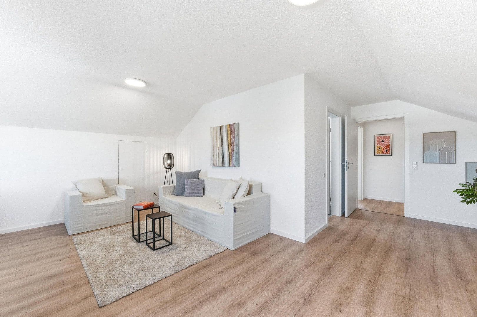 Prodej bytu 3+1 74 m², Ulm, Bádensko-Württembersko Prodej bytu 3+1 74 m², Ulm, Bádensko-Württembersko