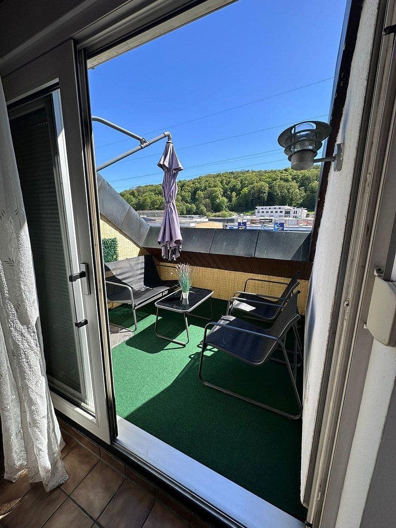 Pronájem bytu 3+1 65 m², Schwäbisch Gmünd, Bádensko-Württembersko Pronájem bytu 3+1 65 m², Schwäbisch Gmünd, Bádensko-Württembersko