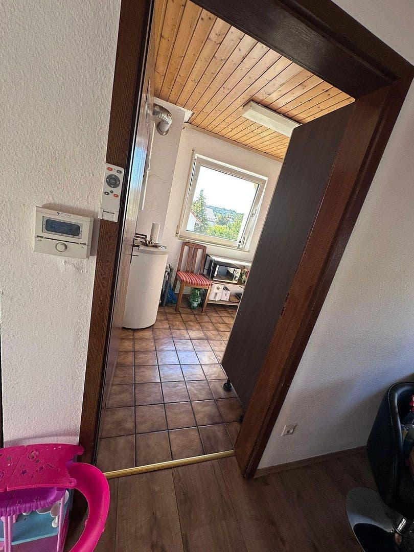 Pronájem bytu 3+1 65 m², Schwäbisch Gmünd, Bádensko-Württembersko Pronájem bytu 3+1 65 m², Schwäbisch Gmünd, Bádensko-Württembersko