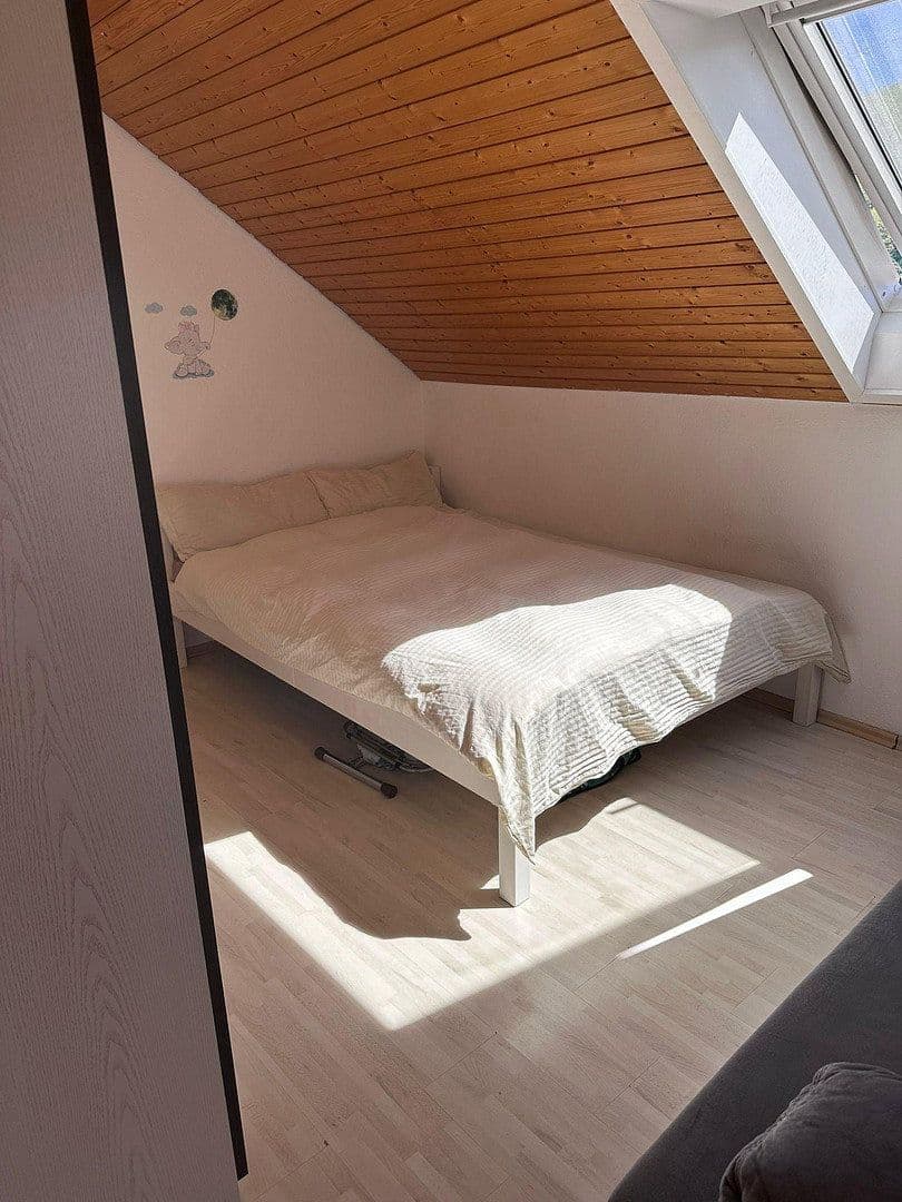 Pronájem bytu 3+1 65 m², Schwäbisch Gmünd, Bádensko-Württembersko Pronájem bytu 3+1 65 m², Schwäbisch Gmünd, Bádensko-Württembersko