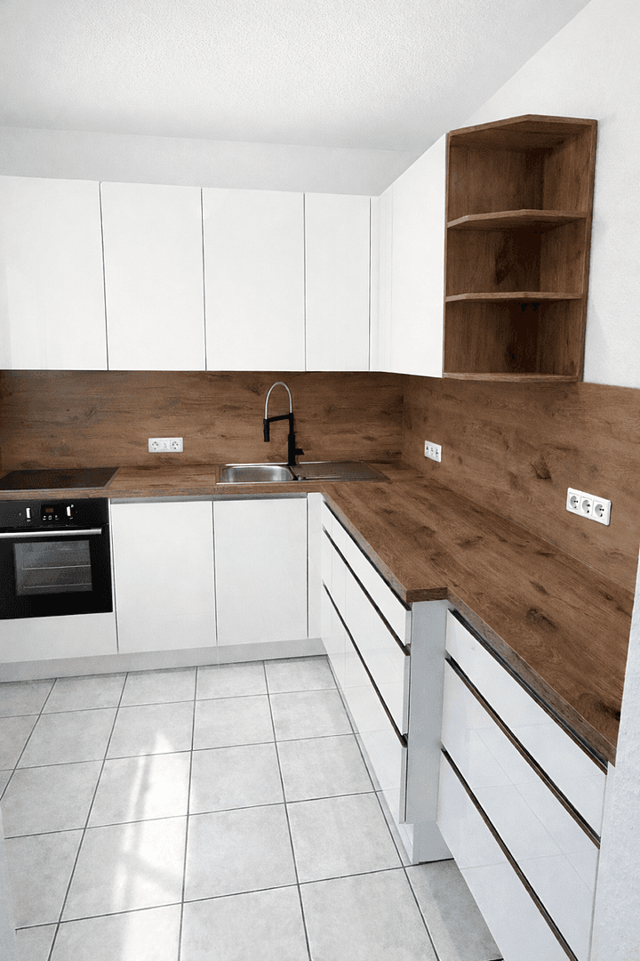 Pronájem bytu 3+1 64 m², Puderbach, Porýní-Falc Pronájem bytu 3+1 64 m², Puderbach, Porýní-Falc