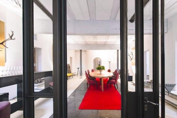 Prodej domu 835 m², pozemek 855 m², Hauptstraße 70, Feucht, Bavorsko Prodej domu 835 m², pozemek 855 m², Hauptstraße 70, Feucht, Bavorsko