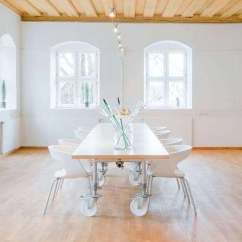 Prodej domu 835 m², pozemek 855 m², Hauptstraße 70, Feucht, Bavorsko Prodej domu 835 m², pozemek 855 m², Hauptstraße 70, Feucht, Bavorsko