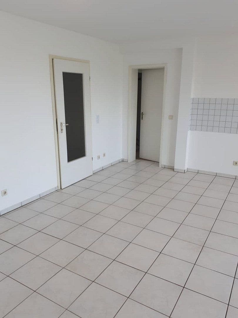 Pronájem bytu 3+1 102 m², Hattingerstr. 574, Bochum, Severní Porýní-Vestfálsko Pronájem bytu 3+1 102 m², Hattingerstr. 574, Bochum, Severní Porýní-Vestfálsko