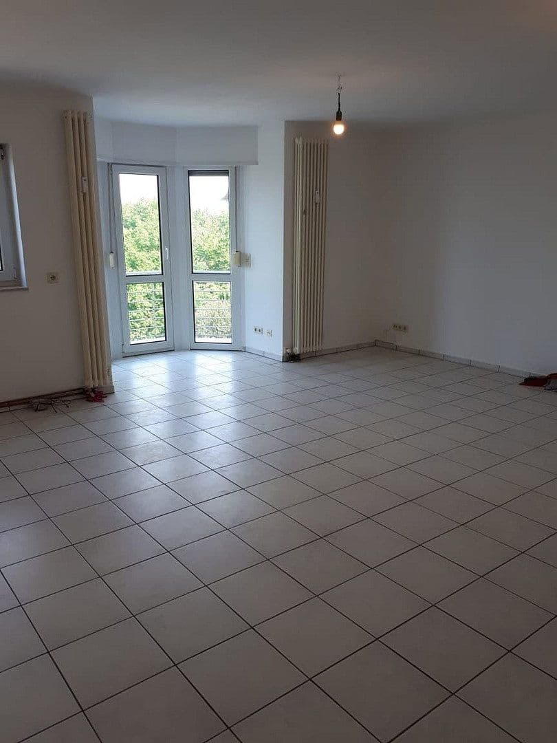 Pronájem bytu 3+1 102 m², Hattingerstr. 574, Bochum, Severní Porýní-Vestfálsko Pronájem bytu 3+1 102 m², Hattingerstr. 574, Bochum, Severní Porýní-Vestfálsko
