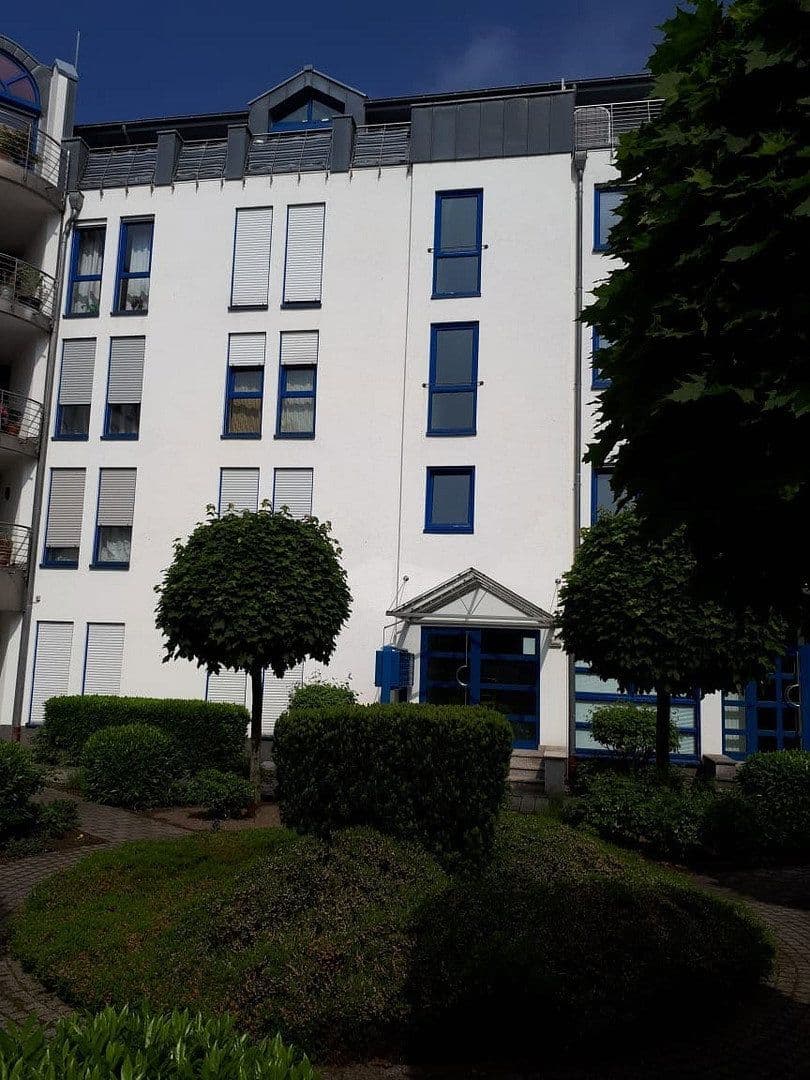 Pronájem bytu 3+1 102 m², Hattingerstr. 574, Bochum, Severní Porýní-Vestfálsko Pronájem bytu 3+1 102 m², Hattingerstr. 574, Bochum, Severní Porýní-Vestfálsko