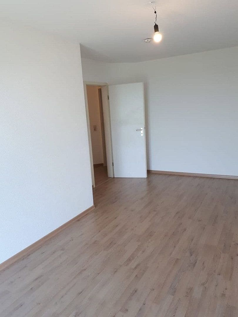 Pronájem bytu 3+1 102 m², Hattingerstr. 574, Bochum, Severní Porýní-Vestfálsko Pronájem bytu 3+1 102 m², Hattingerstr. 574, Bochum, Severní Porýní-Vestfálsko