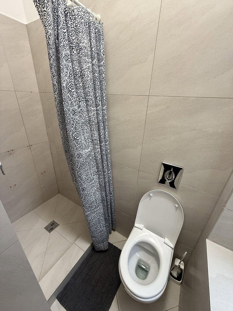 Pronájem bytu 1+1 40 m², Krefelder Str. 97, Köln, Severní Porýní-Vestfálsko Pronájem bytu 1+1 40 m², Krefelder Str. 97, Köln, Severní Porýní-Vestfálsko