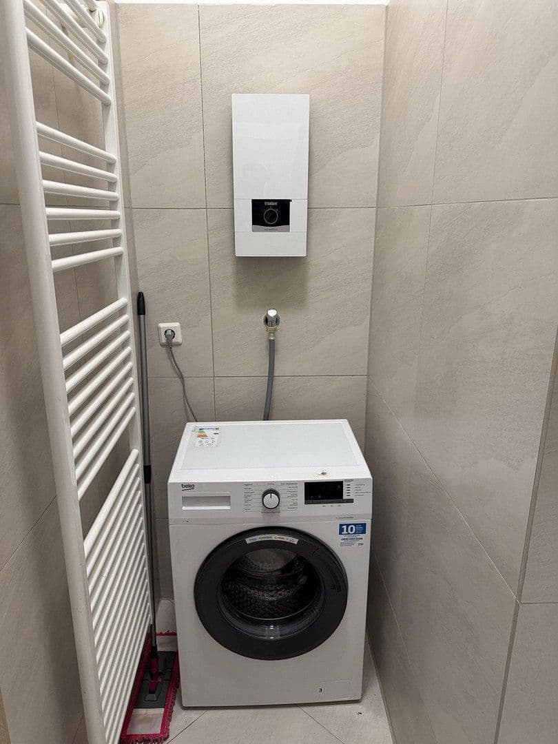 Pronájem bytu 1+1 40 m², Krefelder Str. 97, Köln, Severní Porýní-Vestfálsko Pronájem bytu 1+1 40 m², Krefelder Str. 97, Köln, Severní Porýní-Vestfálsko