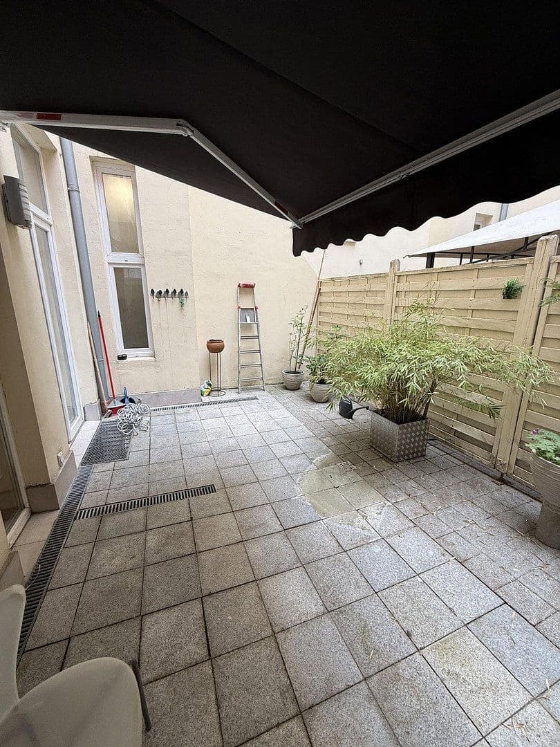 Pronájem bytu 1+1 40 m², Krefelder Str. 97, Köln, Severní Porýní-Vestfálsko Pronájem bytu 1+1 40 m², Krefelder Str. 97, Köln, Severní Porýní-Vestfálsko