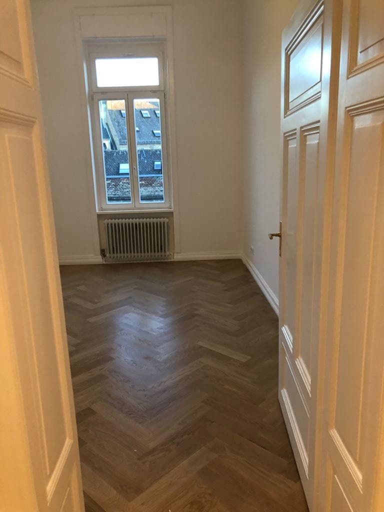 Pronájem bytu 5+1 125 m², Wiesbaden, Hessen Pronájem bytu 5+1 125 m², Wiesbaden, Hessen