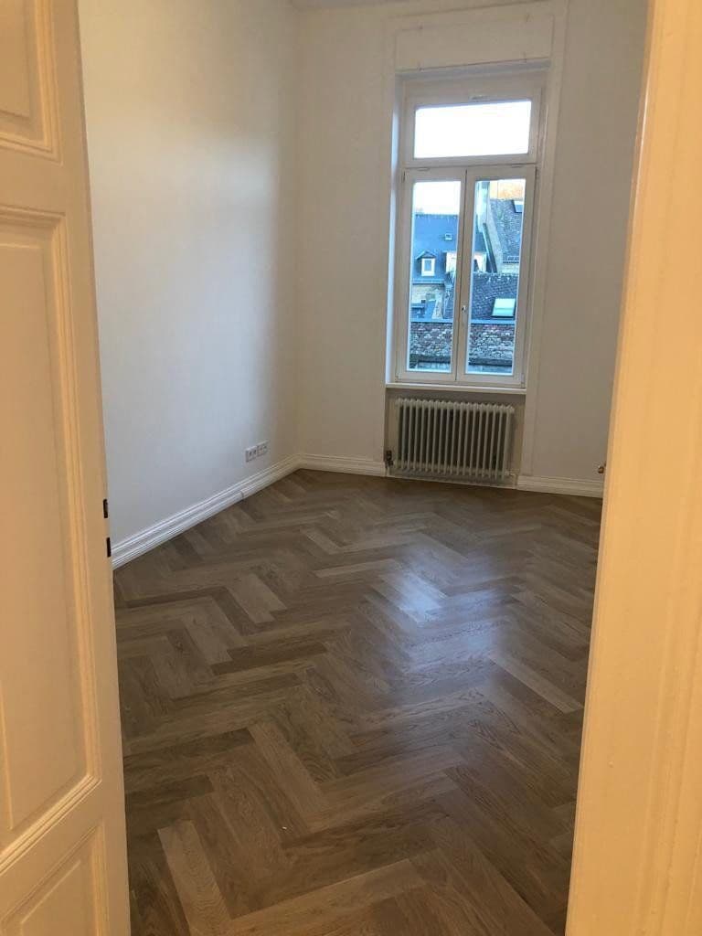 Pronájem bytu 5+1 125 m², Wiesbaden, Hessen Pronájem bytu 5+1 125 m², Wiesbaden, Hessen