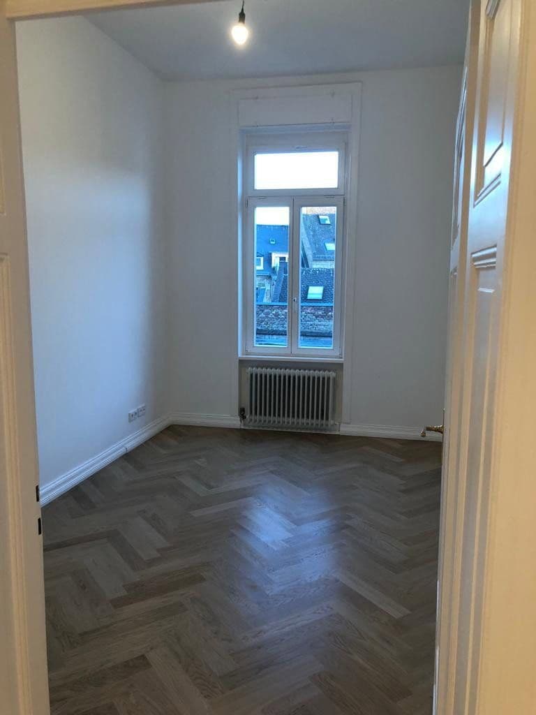 Pronájem bytu 5+1 125 m², Wiesbaden, Hessen Pronájem bytu 5+1 125 m², Wiesbaden, Hessen
