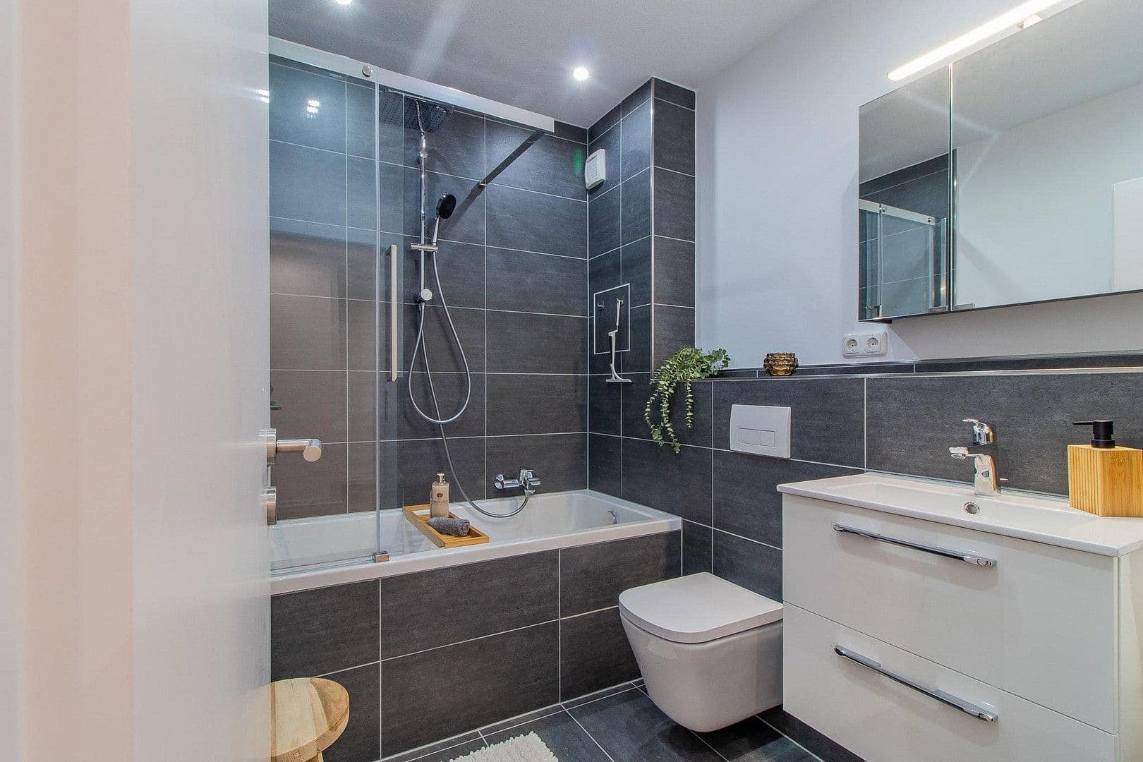 Prodej bytu 2+1 57 m², Chemnitz, Sasko Prodej bytu 2+1 57 m², Chemnitz, Sasko