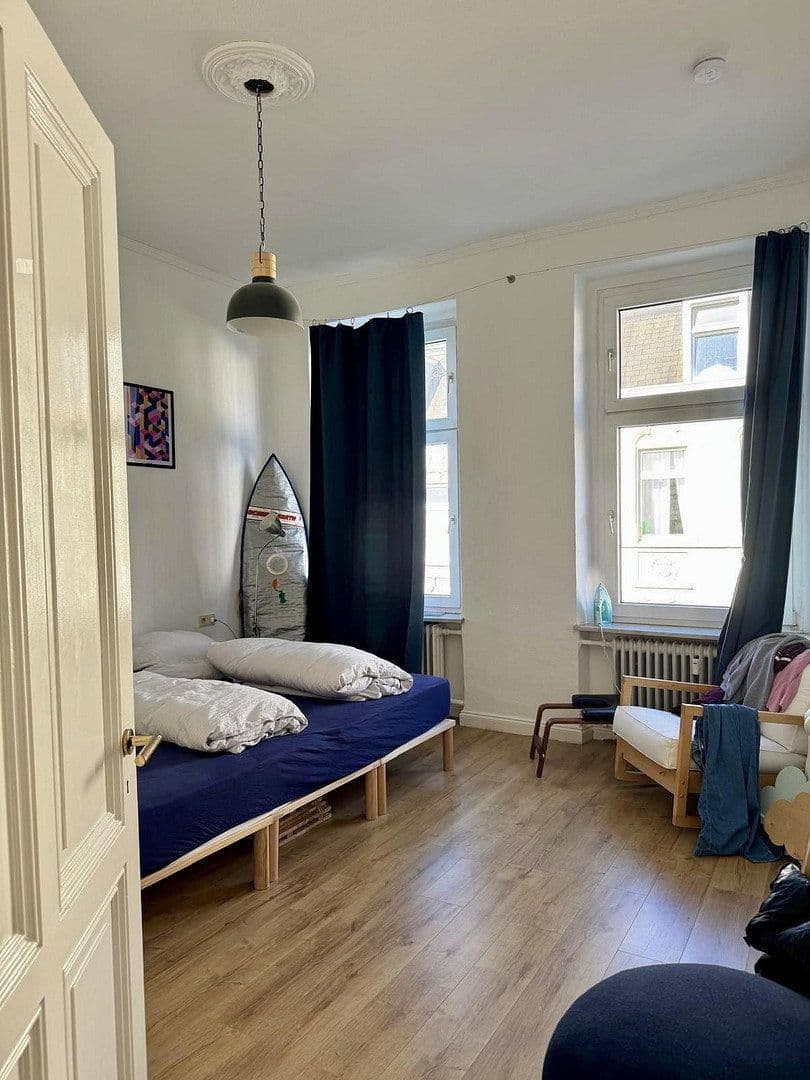 Pronájem bytu 4+1 100 m², Stieglitzstr., Wuppertal, Severní Porýní-Vestfálsko Pronájem bytu 4+1 100 m², Stieglitzstr., Wuppertal, Severní Porýní-Vestfálsko