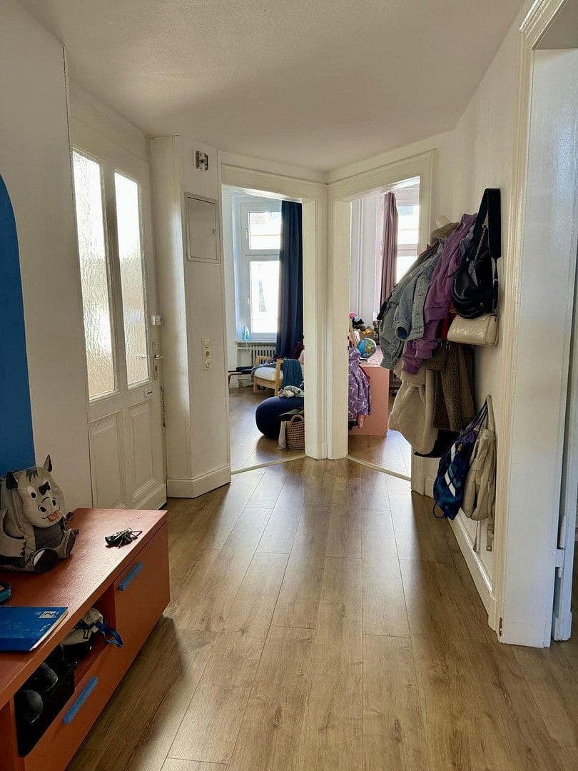 Pronájem bytu 4+1 100 m², Stieglitzstr., Wuppertal, Severní Porýní-Vestfálsko Pronájem bytu 4+1 100 m², Stieglitzstr., Wuppertal, Severní Porýní-Vestfálsko