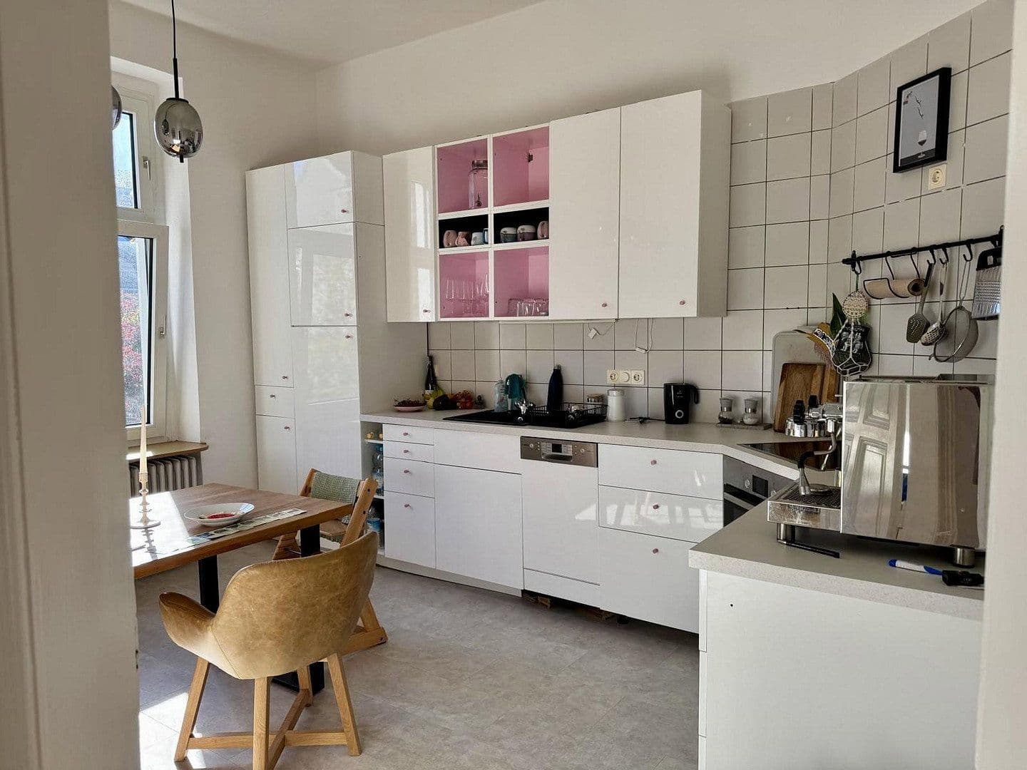 Pronájem bytu 4+1 100 m², Stieglitzstr., Wuppertal, Severní Porýní-Vestfálsko Pronájem bytu 4+1 100 m², Stieglitzstr., Wuppertal, Severní Porýní-Vestfálsko