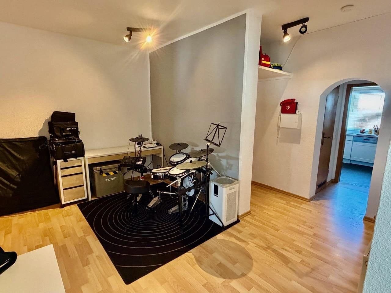 Pronájem bytu 4+1 93 m², Berliner Ring 40, Burgdorf, Dolní Sasko Pronájem bytu 4+1 93 m², Berliner Ring 40, Burgdorf, Dolní Sasko
