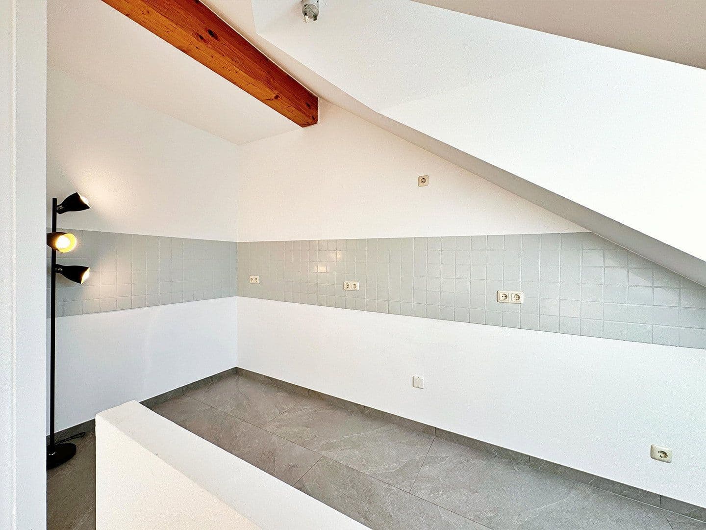 Pronájem bytu 2+1 51 m², Landsham bei Kirchheim, Bavorsko Pronájem bytu 2+1 51 m², Landsham bei Kirchheim, Bavorsko