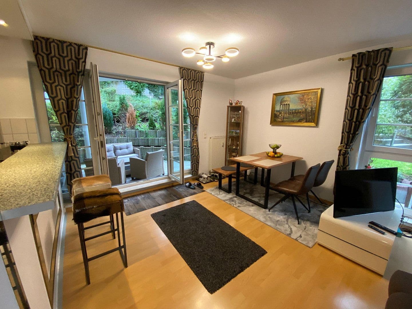 Pronájem bytu 2+1 58 m², Prangestraße 8, Wiesbaden, Hessen Pronájem bytu 2+1 58 m², Prangestraße 8, Wiesbaden, Hessen