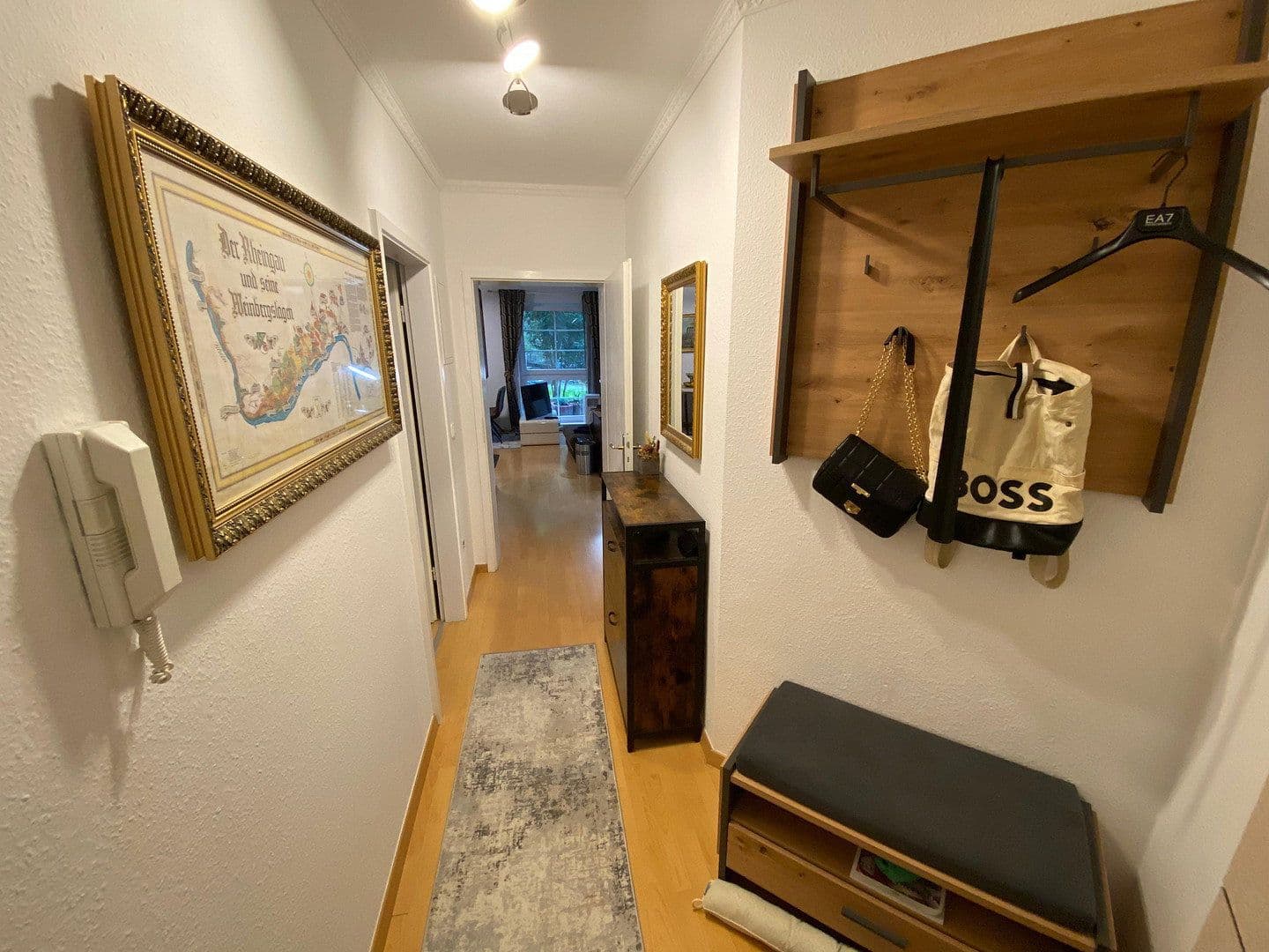 Pronájem bytu 2+1 58 m², Prangestraße 8, Wiesbaden, Hessen Pronájem bytu 2+1 58 m², Prangestraße 8, Wiesbaden, Hessen