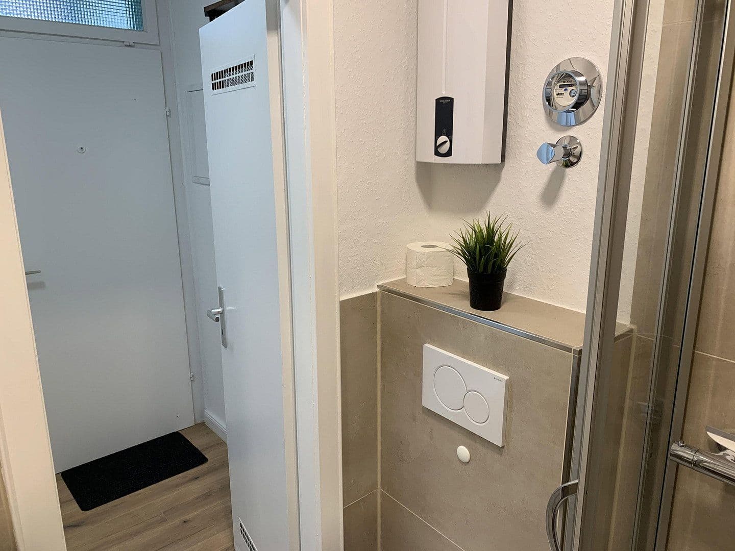 Pronájem bytu 2+1 30 m², Bussilliatweg 14, Hannover, Dolní Sasko Pronájem bytu 2+1 30 m², Bussilliatweg 14, Hannover, Dolní Sasko